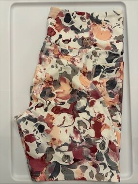 Floral Watercolor High-Rise Bike Shorts - Cream Multi